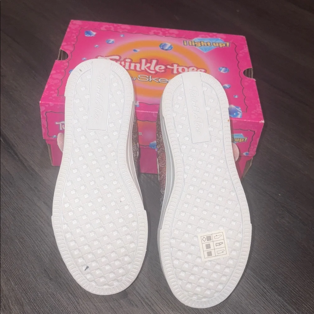 NEW Skechers Twinkle Toes Spark Sequin Flash Light-up Sneaker Size 13 Pink/Gold